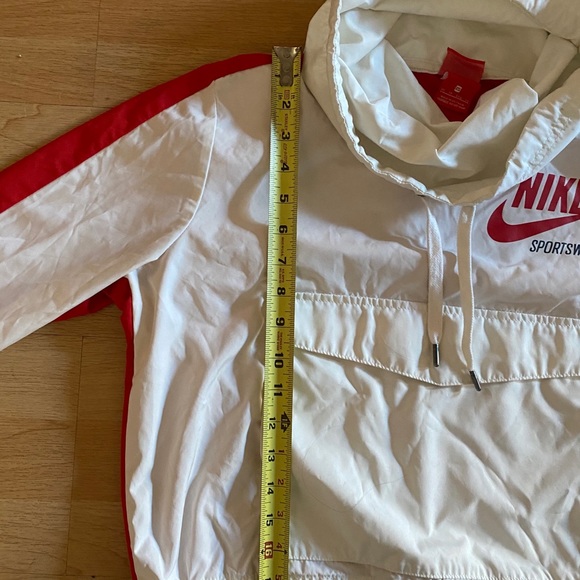 Red and off white cowl neck Nike pullover - Picture 10 of 12